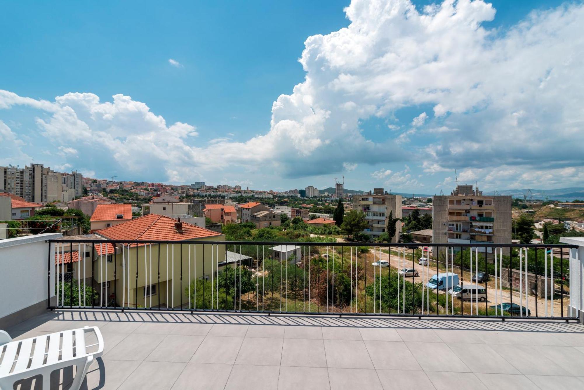 Eva Split Sunset City View Teracce Екстериор снимка
